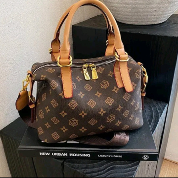 WOMENS - Designer Bags (LV, Gucci, etc.)